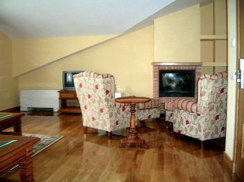 Hotel Pe�arrubia