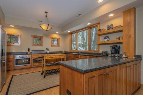 Boulder View