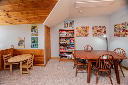 Sunkissed Lodge