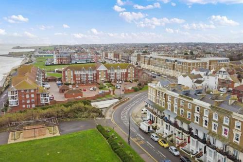 Ethelbert Suites - No 1