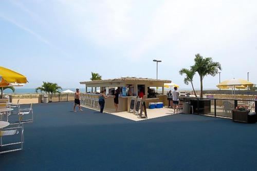 Golden Sands V