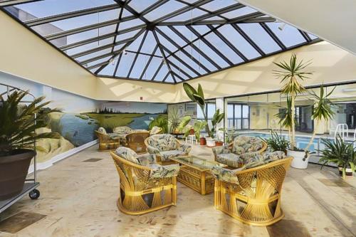Golden Sands V