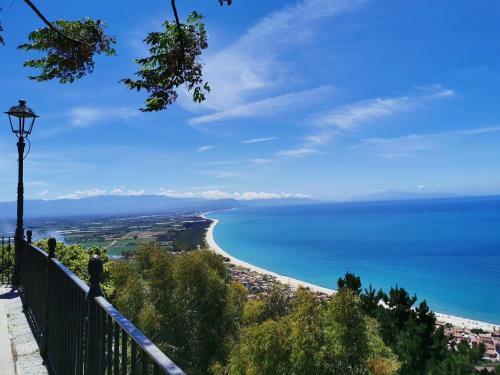 Apartamento Casa Nicot�ria A 50mt Dal Mare
