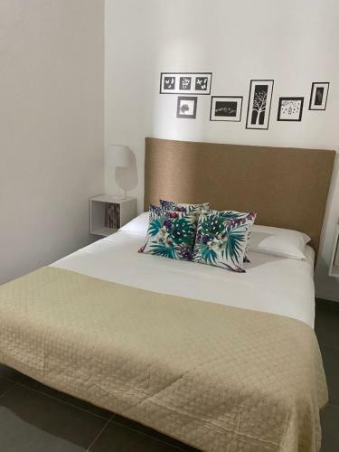 Vittoria Holidays Home In Santa Venera