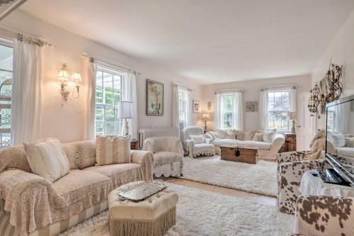 Charming 19th Century Cape Code Escape With Bbq