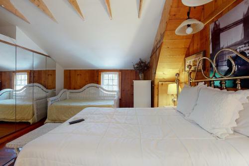 Treeside Lodge