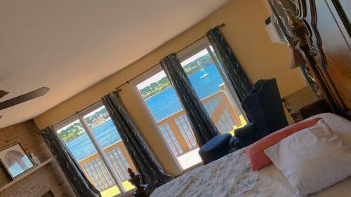 Villa Beautiful Ocean View 4 Br House / Private Access To Water