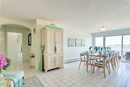 Bayfront Wareham Retreat With Private Beach!