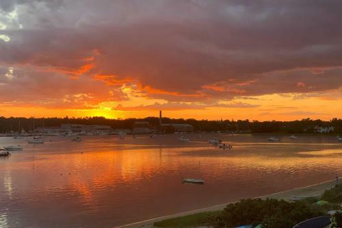 Bayfront Wareham Retreat With Private Beach!