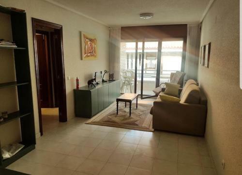 Acogedor Apartamento de 2 Habitaciones Con Piscina