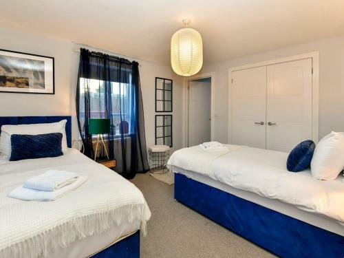 Pass The Keys Perfectly Located Stylish 2 Bed Home With Parking