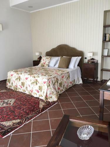 Il Casale Di Riardo B&B