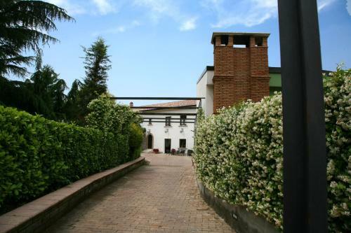 Il Casale Di Riardo B&B