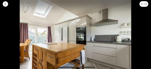 Luxury Bungalow With Hot Tub In Newquay Cornwall