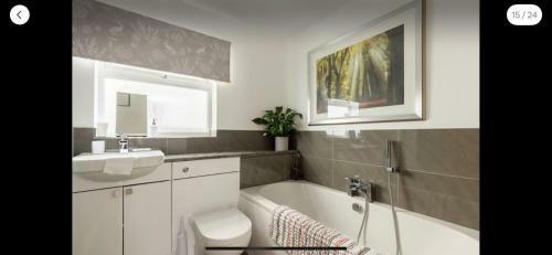Luxury Bungalow With Hot Tub In Newquay Cornwall