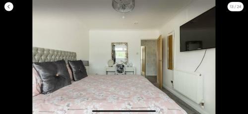 Luxury Bungalow With Hot Tub In Newquay Cornwall