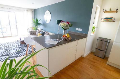 Beautiful, Modern Apartment Next To Fistral Beach