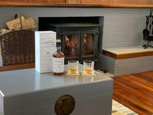 Stunning Home In Benderloch, Oban With Sea View