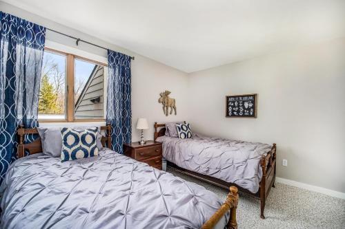 Hideaway Valley Condo 71