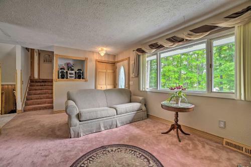Mancelona Home With Deck, 8 Mi To Torch Lake!