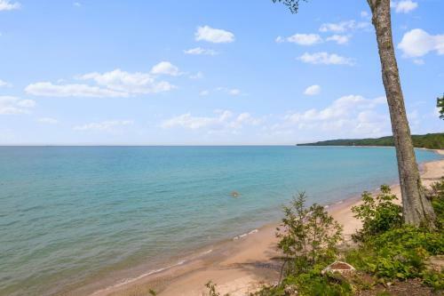 Lake Michigan - Private Waterfront Home
