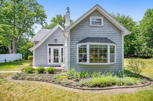 Six Pines Cottage