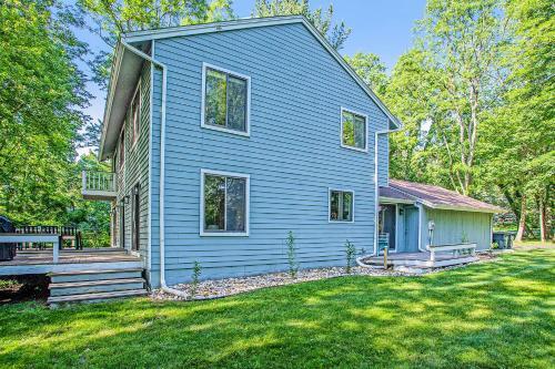 Lovely Lakewood Getaway