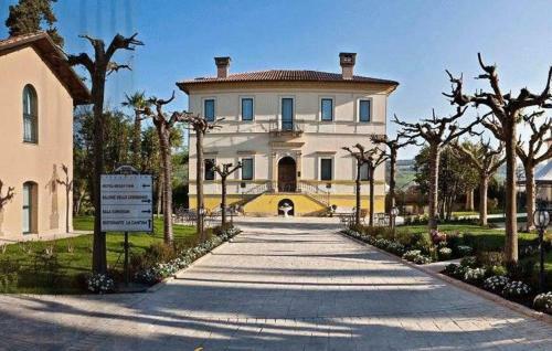 Hotel Villa Picena