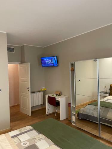 B&B Smart House