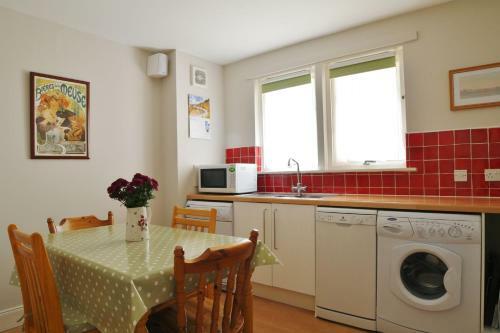 Blackfriars Apartment