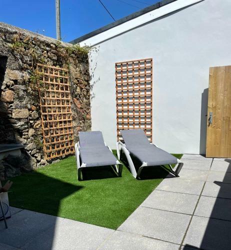 Mount View Apartment With Garden And Sea Views