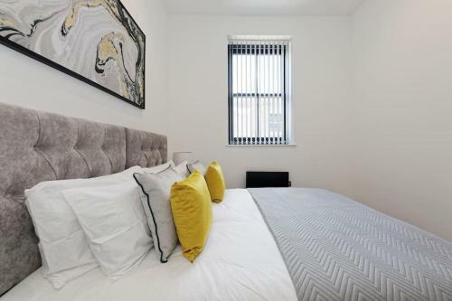 The Courthouse. 3 Bedroom, Brand New Apartment
