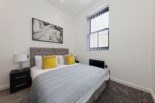 The Courthouse. 3 Bedroom, Brand New Apartment