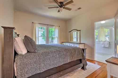Historic Gulfport Bungalow Walk To Beaches!
