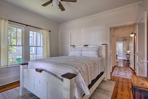 Historic Gulfport Bungalow Walk To Beaches!
