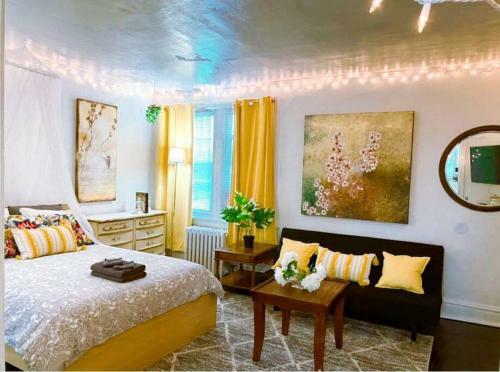 Apartamento (49.1e) Garden Style Studio @ Forest Park & City!