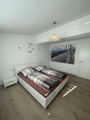 Apartamento Ferienwohnung In Lonsee-ettlenschie�