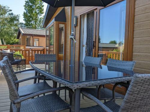 Molly's Lodge