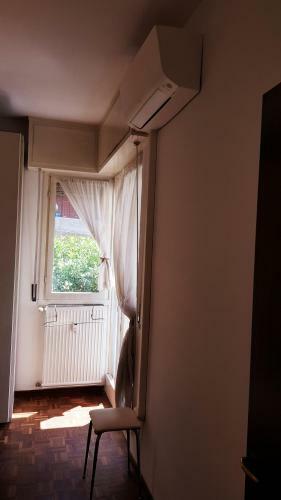 Apartamento Private Garage,air Cond, Quite, Near Train Station