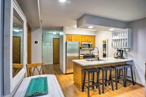 Apartamento Walk-in Condo With 2 Pools, Deck 1 Mi To Sdc!