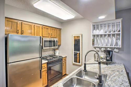 Apartamento Walk-in Condo With 2 Pools, Deck 1 Mi To Sdc!
