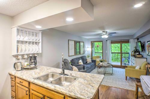 Apartamento Walk-in Condo With 2 Pools, Deck 1 Mi To Sdc!