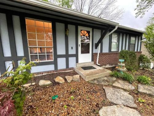 Relaxing House In Quiet Neighborhood