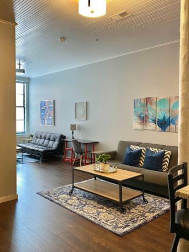 Apartamento 2br 2ba Loft Downtown Kc In Historic Building-201