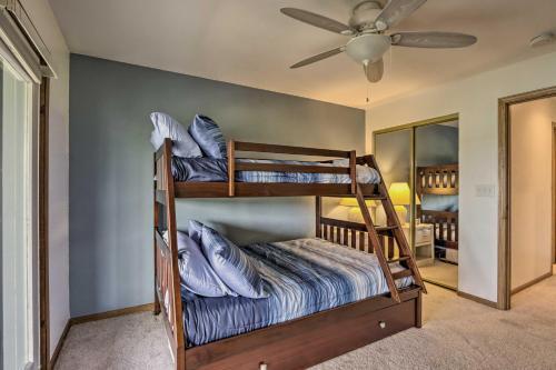 Apartamento Lakefront Osage Beach Condo With Shared Pool!