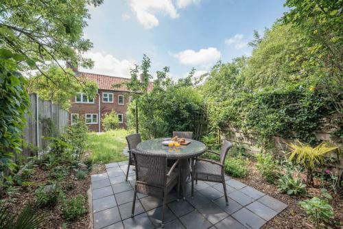 3 Vicarage Cottages Bruisyard Air Manage Suffolk