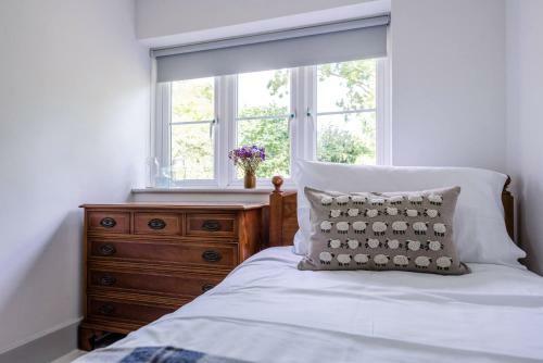 3 Vicarage Cottages Bruisyard Air Manage Suffolk