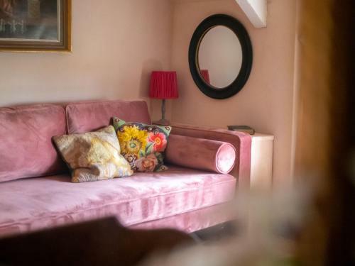 Historic Country Cottage: Spa Facilities & Catering