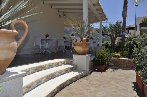 Athena Bed &amp; Breakfast
