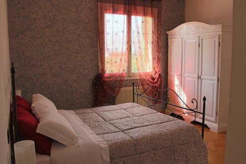 B&B Gregory House
